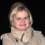 Isabelle Nanty - Cousin of Kristofer Hivju