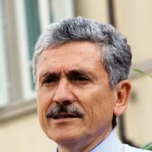 Massimo D'Alema's Profile Photo