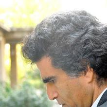 Ali Divandari's Profile Photo