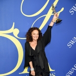 Achievement 2018 CFDA Swarovski Award for Positive Change winner, Diane Von Furstenberg attends the 2018 CFDA Fashion Awards Winners Walk at Brooklyn Museum on June 4, 2018 in New York City. of Diane von Fürstenberg