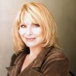 Roslyn Kind  - Sister of Barbra Streisand