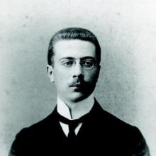 Ernst Hellinger's Profile Photo