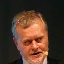 Piotr NOWINA-KONOPKA's Profile Photo