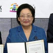 Kim Eul-dong's Profile Photo