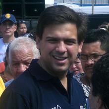 Carlos Ocariz's Profile Photo