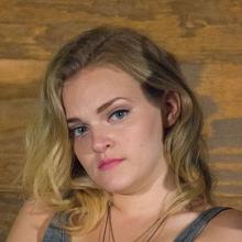 Madeline Brewer's Profile Photo