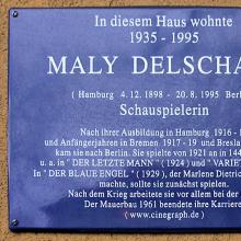 Maly Delschaft's Profile Photo