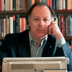 Photo from profile of Javier Marías