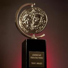 Award Tony Award, Best Supporting or Featured Actor in a Play