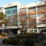 Photo from profile of Sung-won Hong