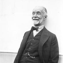 August Heckscher's Profile Photo