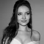 Photo from profile of Raluca Maxim