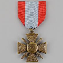 Award War Cross for foreign operational theatres