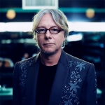 Mike Mills - colleague of Michael Stipe