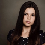 Sophia Banadinović - Daughter of Eric Bana