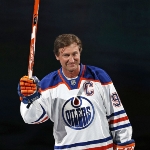 Wayne Gretzky - Friend of Gordie Howe