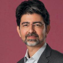 Pierre Omidyar's Profile Photo