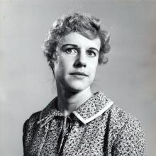 Frances Sternhagen's Profile Photo