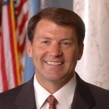 Mike Rounds's Profile Photo