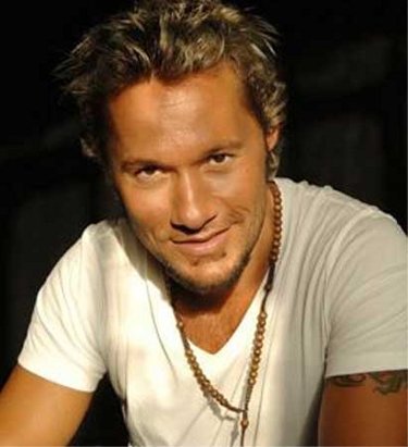 Boyfriend : Diego Antonio Caccia Torres