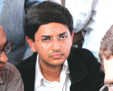 Son: Kanishka Singh