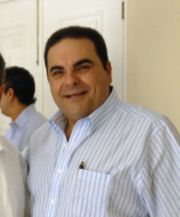 Elías González