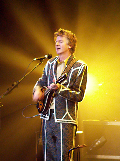 Brother:  Neil Finn 
