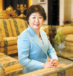 Yin Zhang (born 1957), Chinese entrepreneur | World Biographical