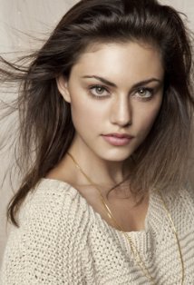 Phoebe Tonkin