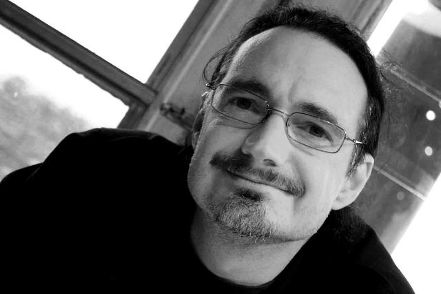 husband: Jason Nahrung