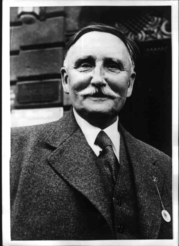 Father: Karl Haushofer