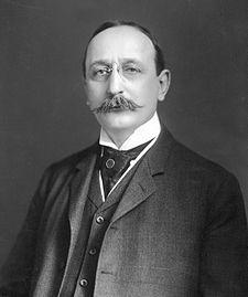 CASS GILBERT