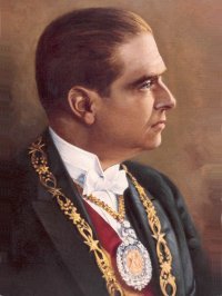 HERNANDO SILES REYES