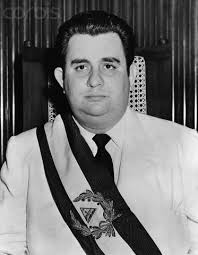 LUIS SOMOZA DEBAYLE