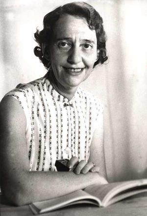 LEAH GOLDBERG
