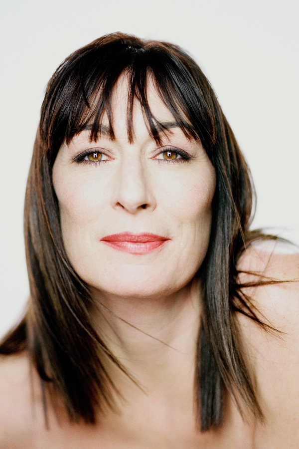 Sister: Anjelica Huston