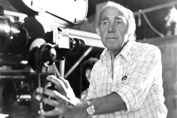 Ronald Neame (April 23, 1911 — June 16, 2010), British director, producer,  screenwriter | World Biographical Encyclopedia
