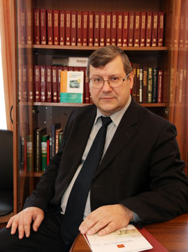 Andrey Artizov