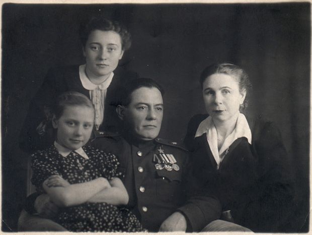 Wife: Efrosinia Efimovna Kozlova