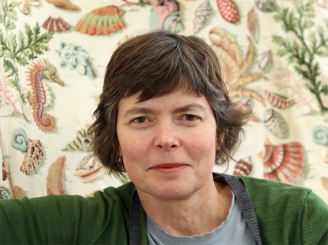 Jennifer Bornholdt