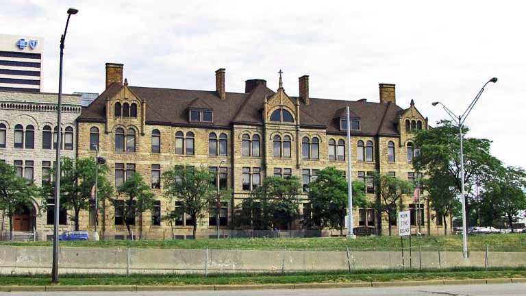 Education period of Tim Allen in University of Detroit