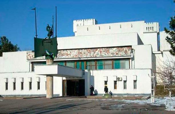 Gallery of Mavlyuda Nasyrovna Guljamova