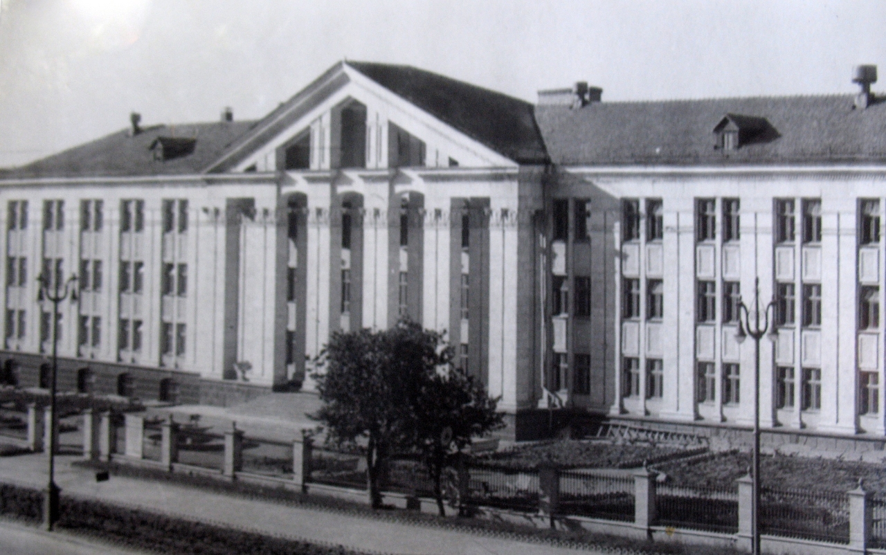 Gallery of Alexander Ivanovich Drozhzhin