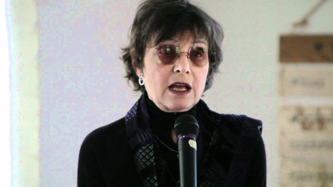 Mary Felstiner