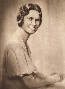 Mother: Sibylla Saxe-Coburg-Gotha Bernadotte