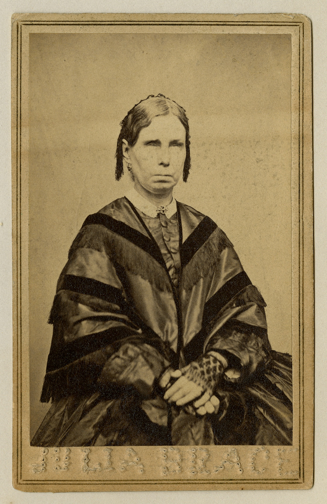 Julia Brace