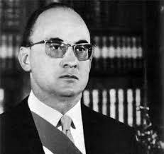 Luis Alvarez