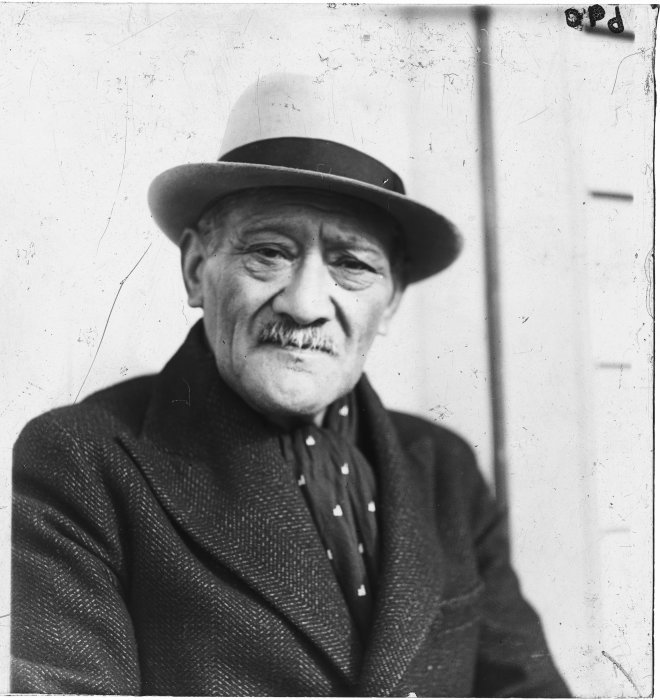 Taupotiki Ratana