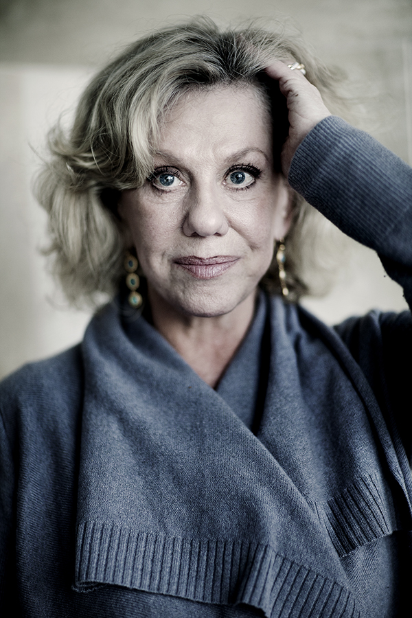 Erica Mann JONG