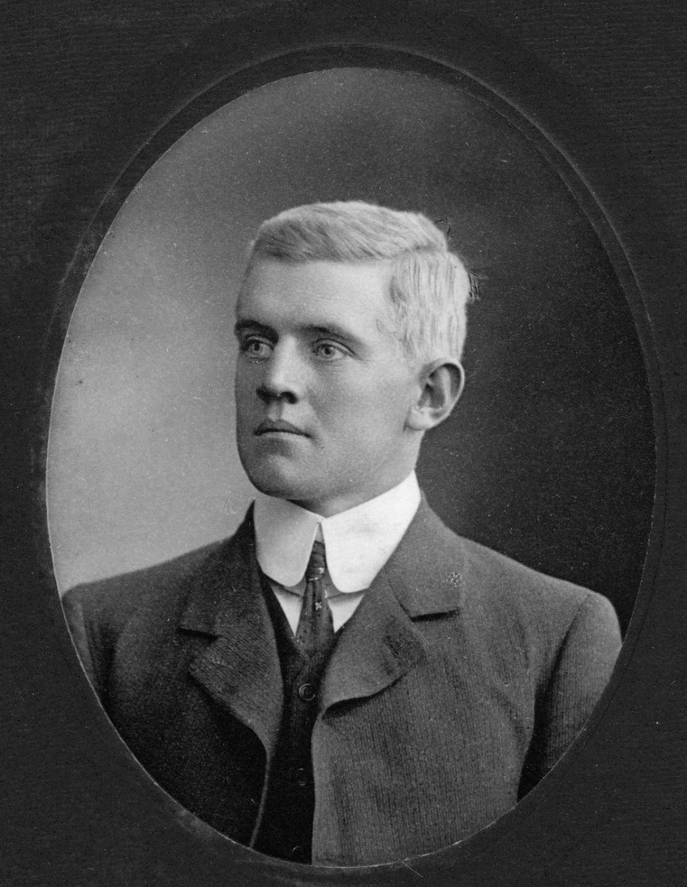 Lewis Essington